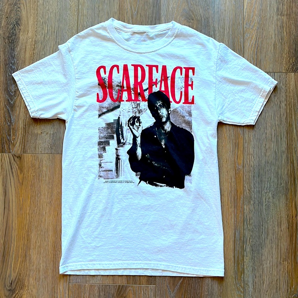 Adult small tshirt